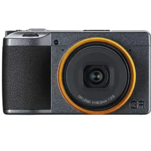 Ricoh GR III